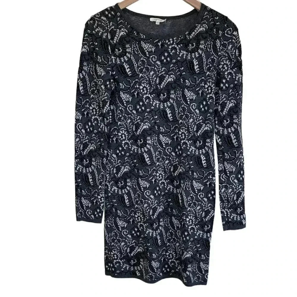 MATTY M Size Medium Paisley Sweater Dress Gray Comfy Cozy Warm